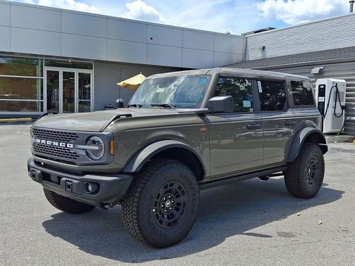 Marsh Gray 2026 Ford Bronco Badlands