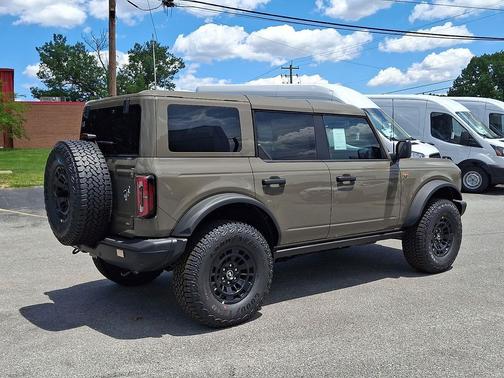 Marsh Gray 2026 Ford Bronco Badlands