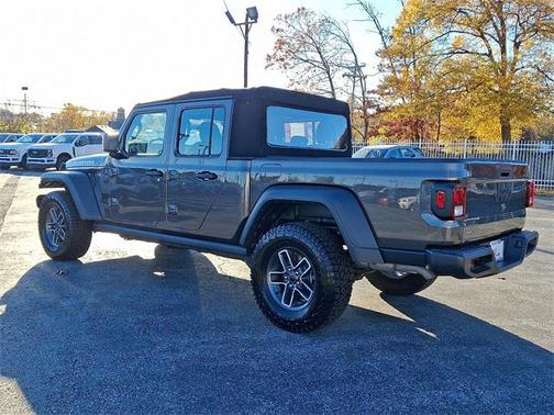 2024 Jeep Gladiator Sport