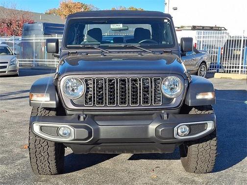2024 Jeep Gladiator Sport