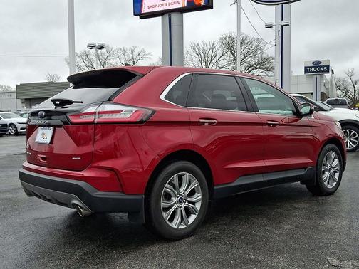 Rapid Red Metallic Tinted Clearcoat 2022 Ford Edge Titanium