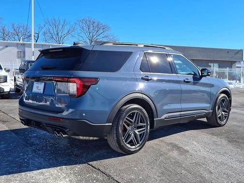 2025 Ford Explorer ST