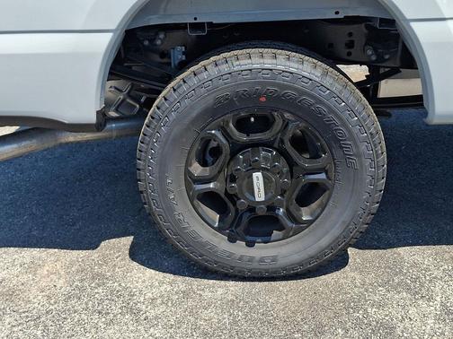 Avalanche Gray 2026 Ford F-250 XL