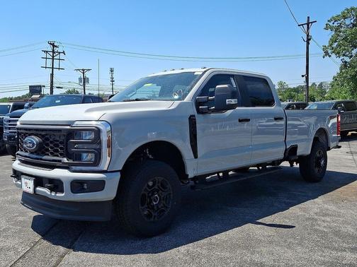 Avalanche Gray 2026 Ford F-250 XL