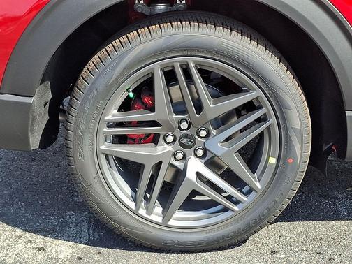 Rapid Red Metallic Tinted Clearcoat 2026 Ford Explorer ST-Line