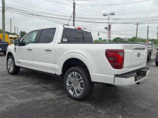 2025 Ford F-150 Platinum