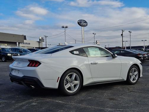2026 Ford Mustang EcoBoost Premium