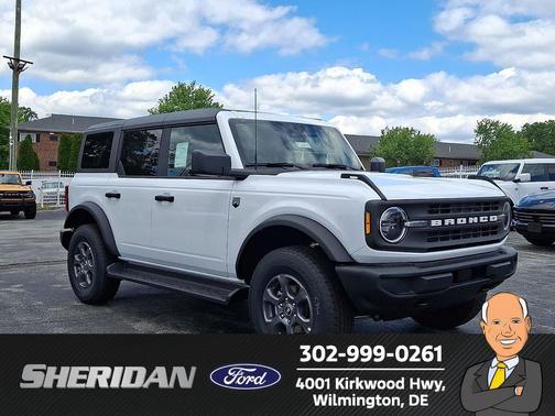 Oxford White 2026 Ford Bronco Big Bend