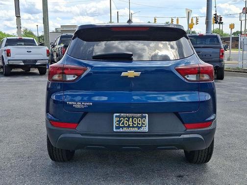Pacific Blue Metallic 2021 Chevrolet Trailblazer LS