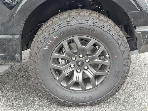 Agate Black Metallic 2026 Ford F-150 Tremor