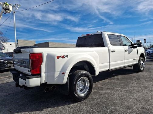 2022 Ford F-350 Platinum