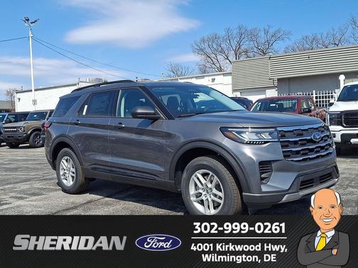 Carbonized Gray Metallic 2026 Ford Explorer Active