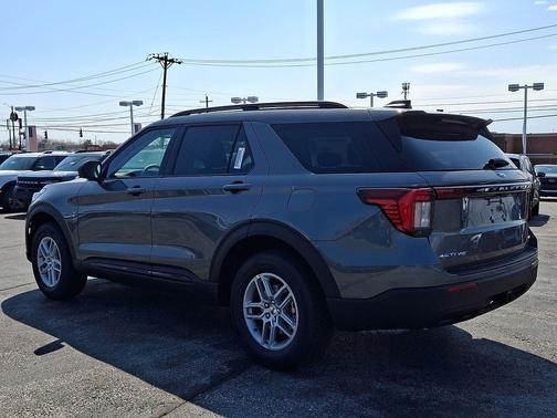 Carbonized Gray Metallic 2026 Ford Explorer Active