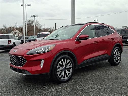 2020 Ford Escape Titanium