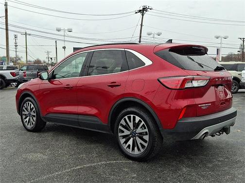 2020 Ford Escape Titanium