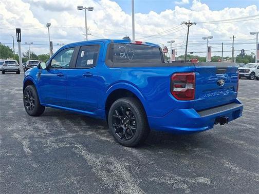 2025 Ford Maverick Lobo Standard