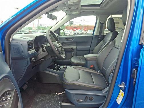 2025 Ford Maverick Lobo Standard