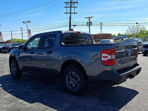 Carbonized Gray Metallic 2026 Ford Maverick XLT