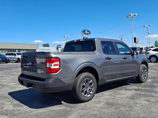 Carbonized Gray Metallic 2026 Ford Maverick XLT