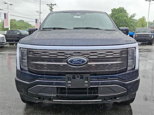2023 Ford F-150 Lightning Platinum