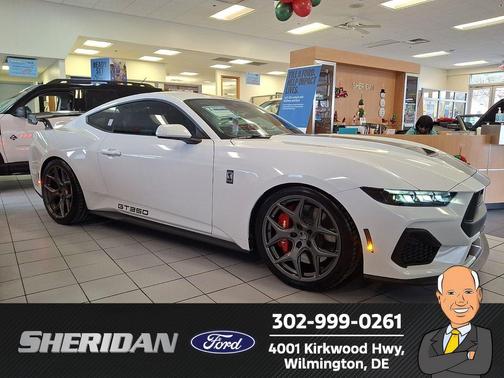 Oxford White 2025 Ford Mustang GT Premium Coupe