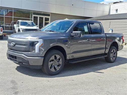 2025 Ford F-150 Lightning Flash