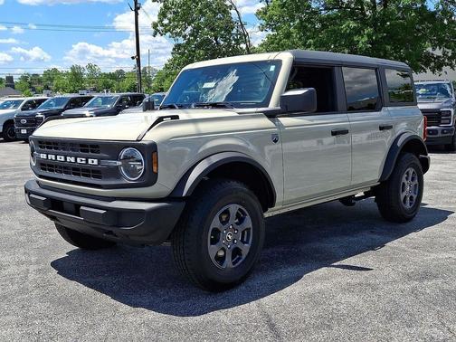 Desert Sand 2026 Ford Bronco Big Bend