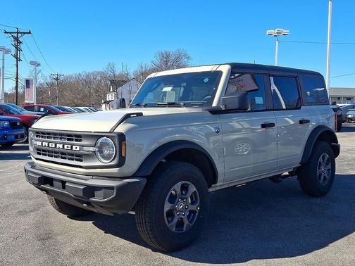Desert Sand 2026 Ford Bronco Big Bend