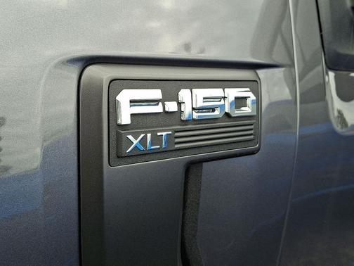 Carbonized Gray Metallic 2023 Ford F-150 XLT