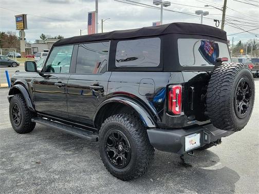 Shadow Black 2022 Ford Bronco Outer Banks