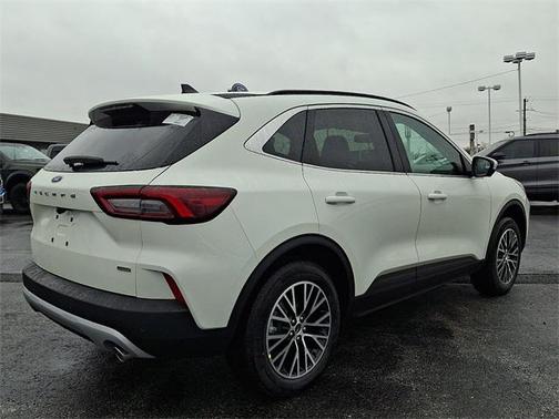 2026 Ford Escape PHEV Base