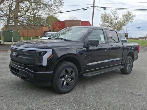 2025 Ford F-150 Lightning Pro