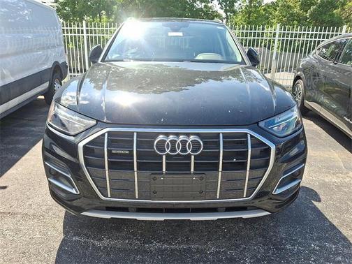 2024 Audi Q5 40 Premium