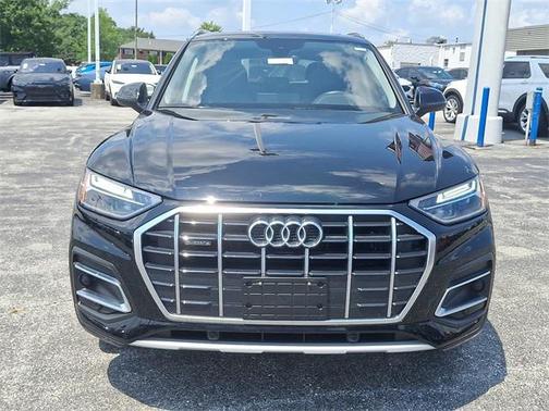 2024 Audi Q5 40 Premium