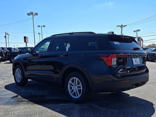 2026 Ford Explorer Active w/200A Pkg