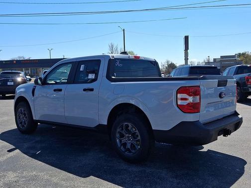 Space White Metallic 2026 Ford Maverick XLT