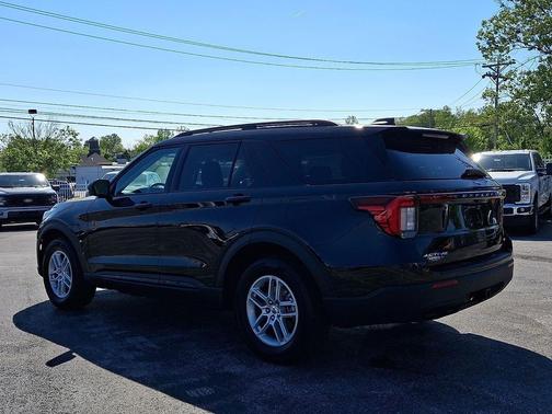 Agate Black Metallic 2026 Ford Explorer Active