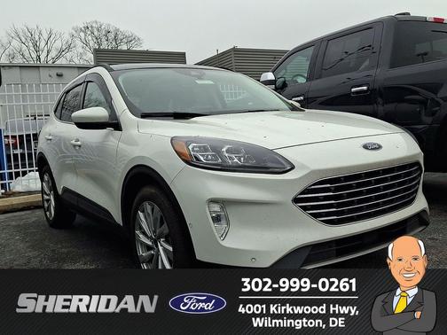 2022 Ford Escape Titanium