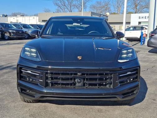 2025 Porsche Cayenne S