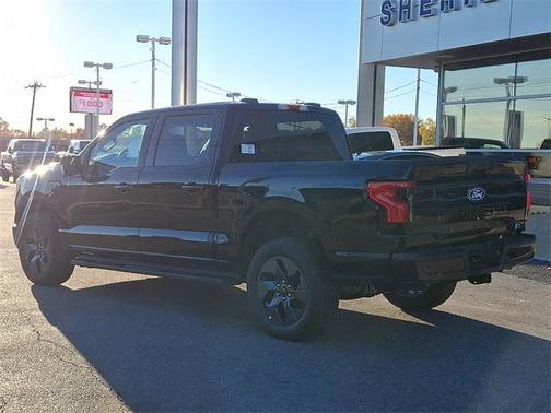 2025 Ford F-150 Lightning Flash