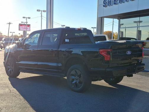 2025 Ford F-150 Lightning Flash