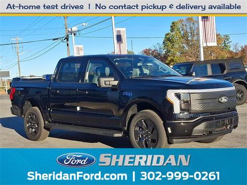 2025 Ford F-150 Lightning Flash