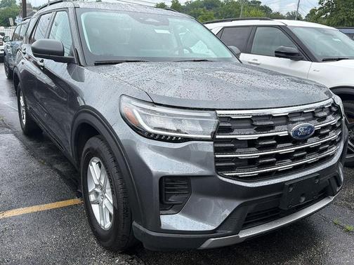 Carbonized Gray Metallic 2026 Ford Explorer Active