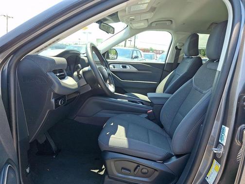 Carbonized Gray Metallic 2026 Ford Explorer Active