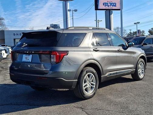 Carbonized Gray Metallic 2026 Ford Explorer Active