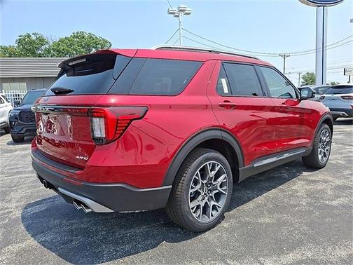 2025 Ford Explorer Platinum