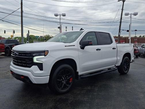 Summit White 2025 Chevrolet Silverado 1500 RST