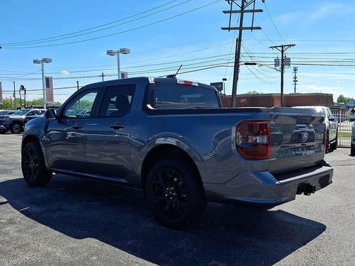 Carbonized Gray Metallic 2026 Ford Maverick Lobo Standard