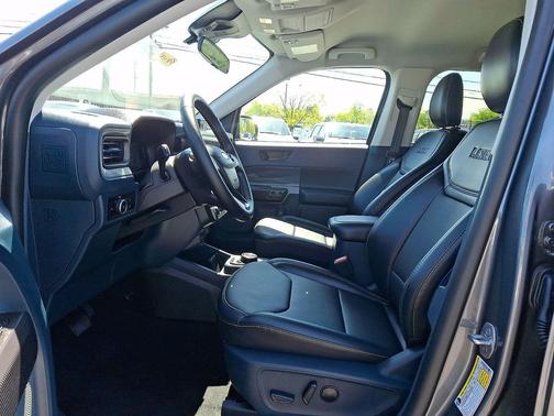 Carbonized Gray Metallic 2026 Ford Maverick Lobo Standard