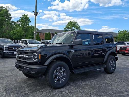 Shadow Black 2026 Ford Bronco Big Bend